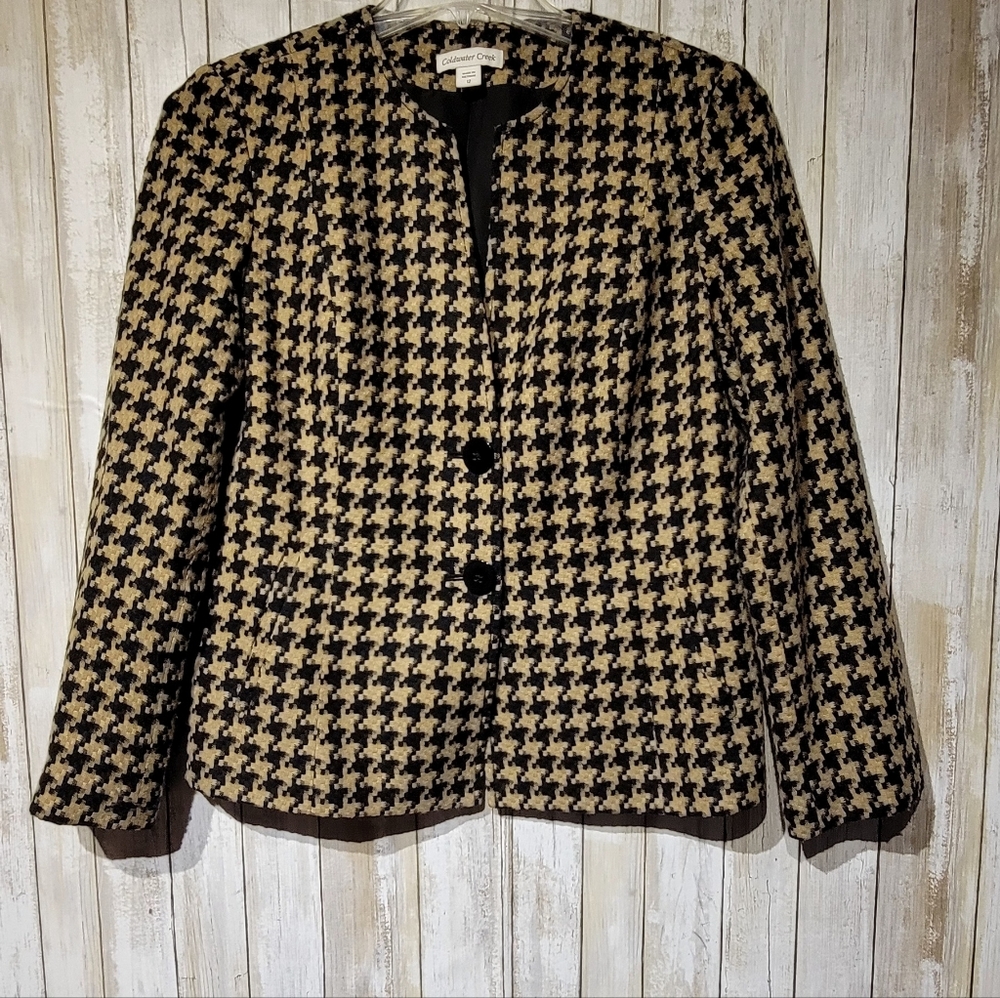 Coldwater creek womens size 12 blazer.